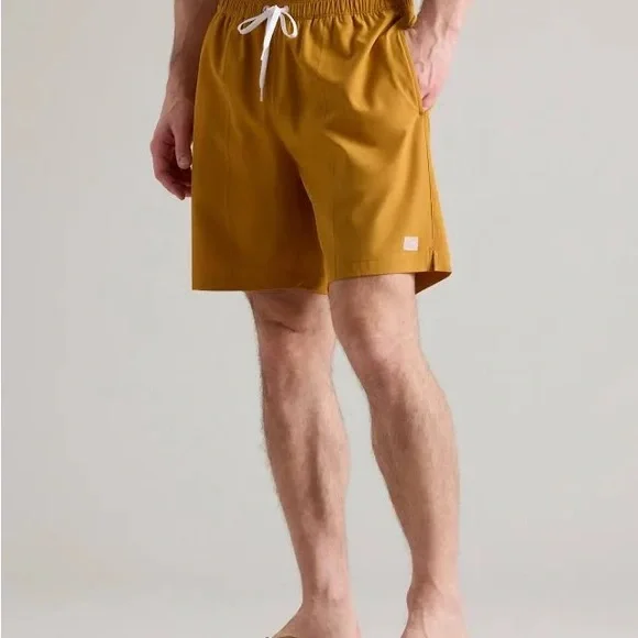 Men's Rhone 7.5” R&R Trunk in Color Harvest Brown Size M - Picture 2 of 8